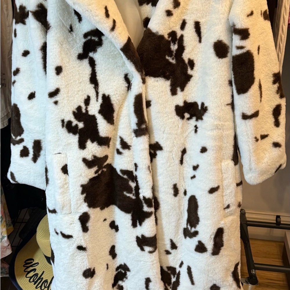 Fashion Nova Brown and White Faux Fur Jacket NWOT